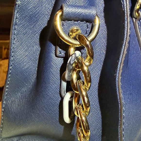 Michael Kors Blue Leather Satchel with Lock and Key 6736968 - Picture 4 of 12